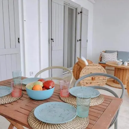 Garbis House Holiday home *